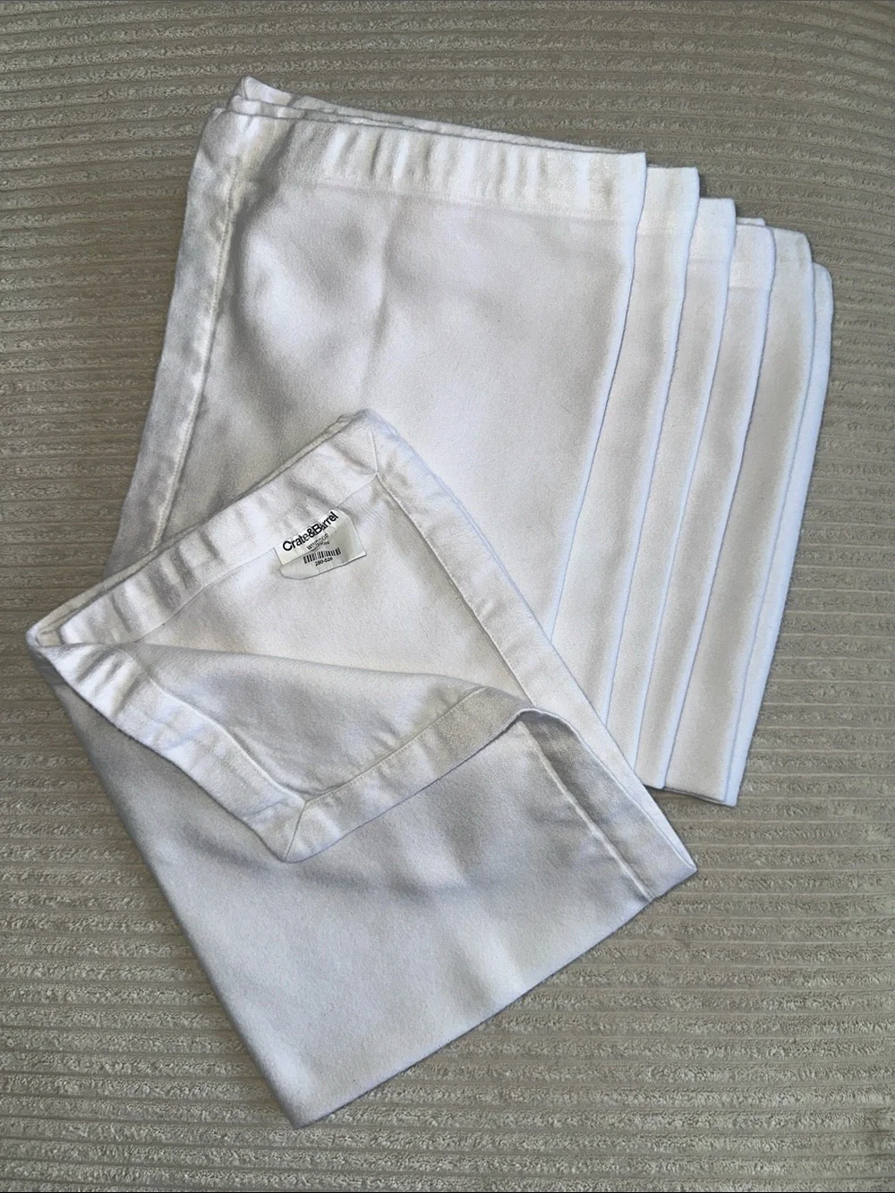 Crate&Barrel Windsor Napkin White Rectangular 16x20 in Set of 7